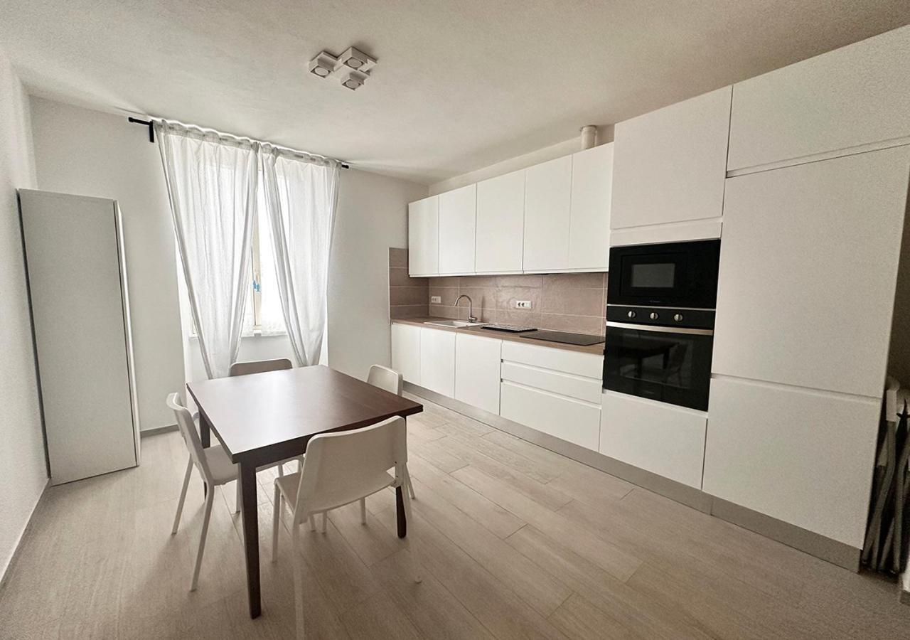 Murphy Holiday Homes - Residenza Due Strade Ла Мадалена Екстериор снимка